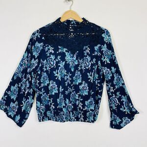 Angie Blue Floral 3/4 Flare Sleeve Lace Panel Blouse Top Shirt Womens Medium NEW